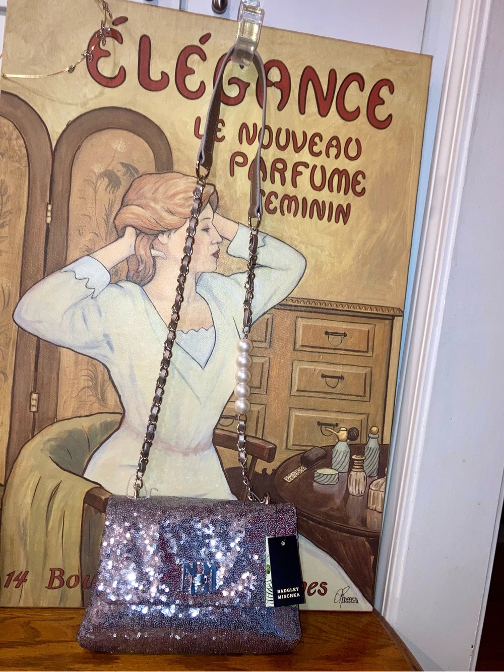 Badgley Mischka Silver Sequin Crossbody Bag w/ Chain & pearl Strap MSRP $129 - Picture 2 of 9